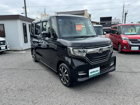 Honda N-BOX Custom