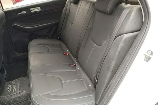 Chery Arrizo 5
