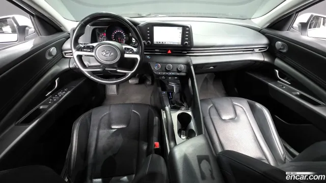 Hyundai Elantra (Avante)