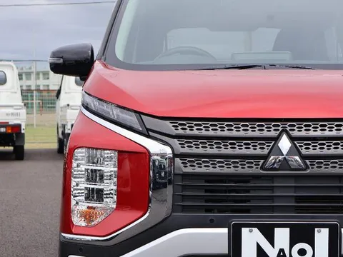 Mitsubishi eK X