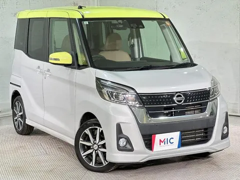 Nissan Dayz Roox