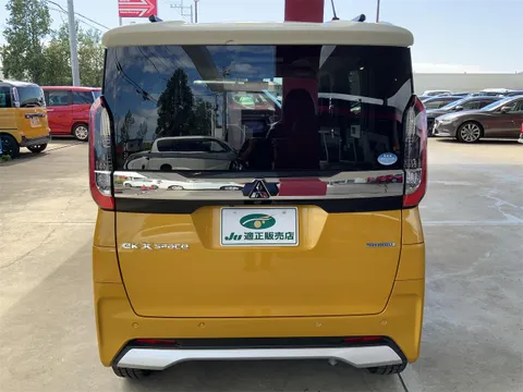 Mitsubishi eK X Space