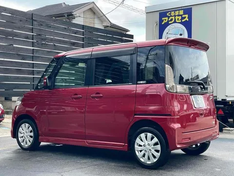 Suzuki Spacia Custom