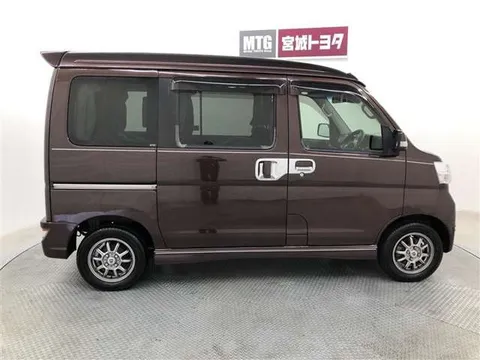 Daihatsu Atrai Wagon