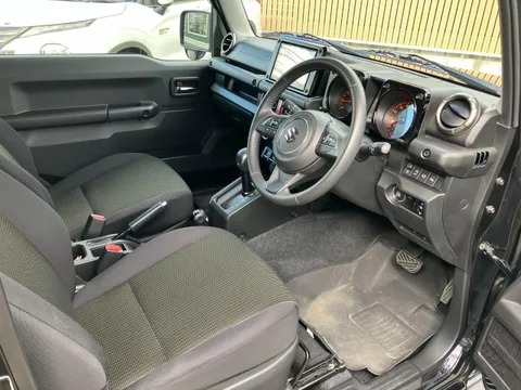 Suzuki Jimny Sierra