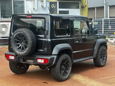 Suzuki Jimny Sierra