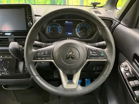 Mitsubishi eK X Space