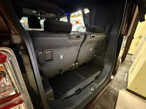 Toyota Pixis Mega