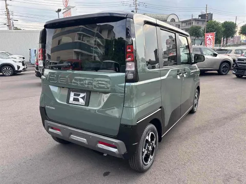 Mitsubishi Delica Mini