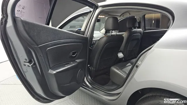 Renault SM3