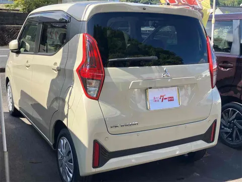 Mitsubishi eK Wagon