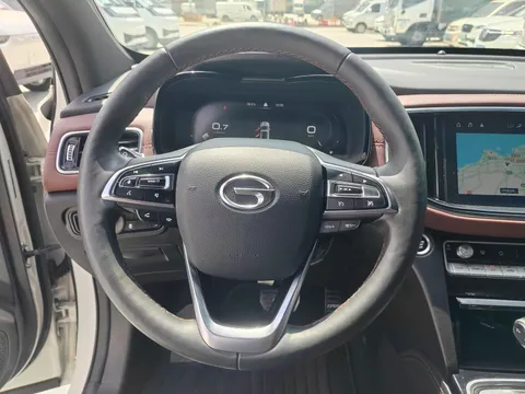 Gac GS8