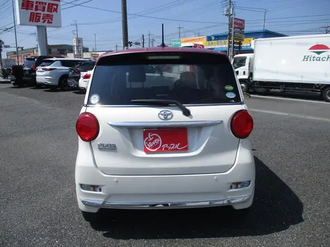 Toyota Pixis Joy