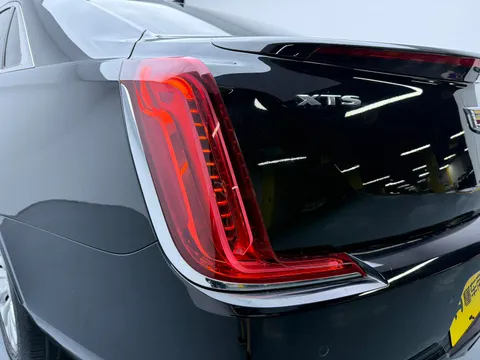 Cadillac XTS