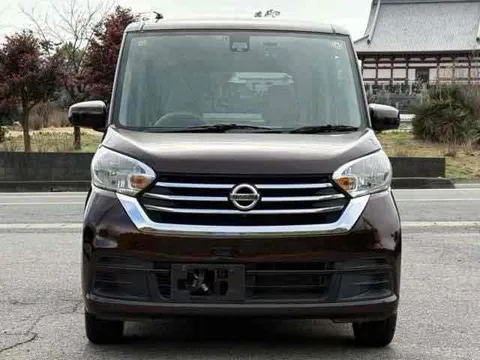 Nissan Dayz Roox
