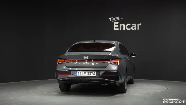 Hyundai Elantra (Avante)