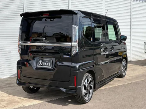 Suzuki Spacia Custom