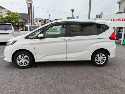 Honda Freed Plus