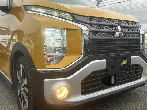 Mitsubishi eK X