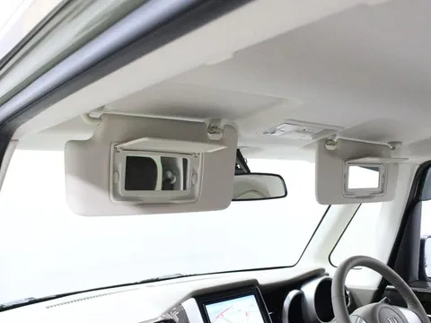 Honda N-BOX Slash