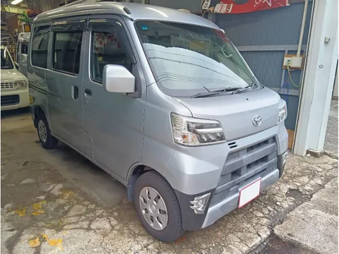 Toyota Pixis Van