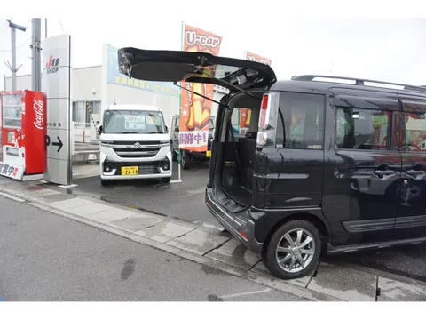 Suzuki Spacia Gear