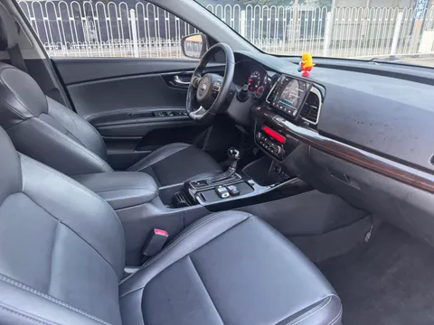 Kia K4