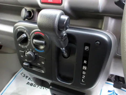 Nissan Clipper