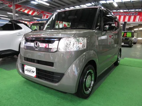 Honda N-BOX Slash