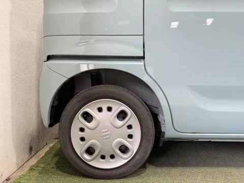 Suzuki Spacia