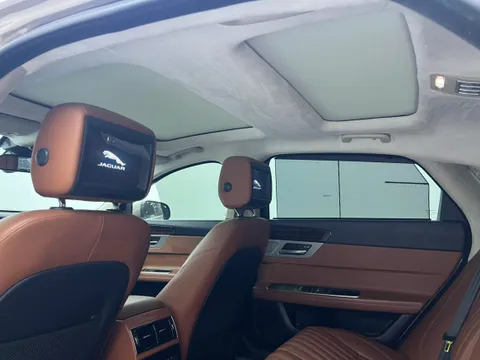 Jaguar XFL
