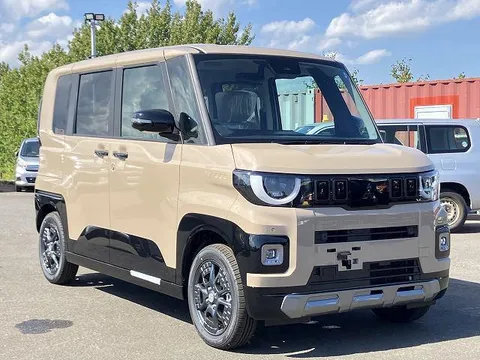 Mitsubishi Delica Mini