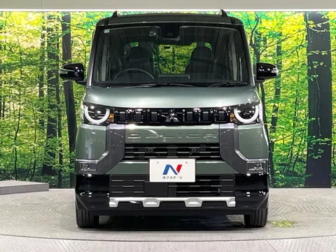 Mitsubishi Delica Mini