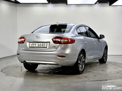 Renault SM3