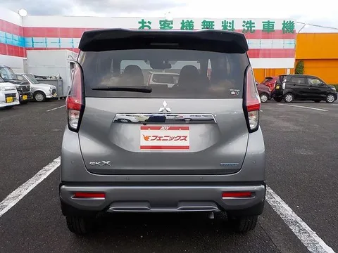 Mitsubishi eK X