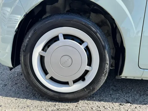 Daihatsu Mira Tocot