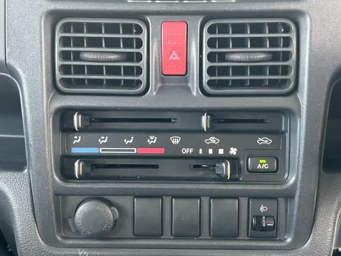 Nissan Clipper Truck