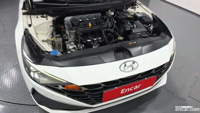 Hyundai Elantra (Avante)