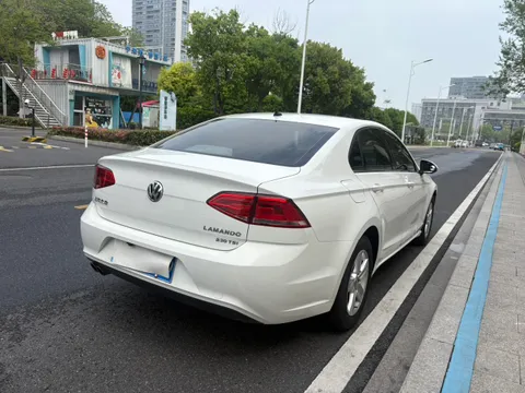 Volkswagen Lamando