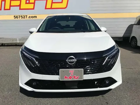 Nissan Note Aura