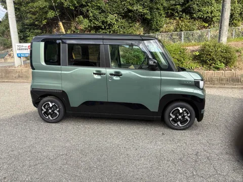 Mitsubishi Delica Mini
