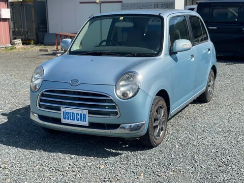 Daihatsu Mira Gino