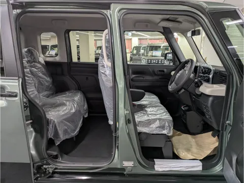 Mitsubishi Delica Mini