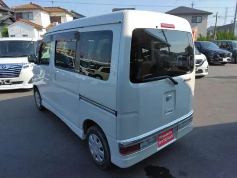 Daihatsu Atrai Wagon