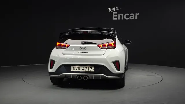Hyundai Veloster