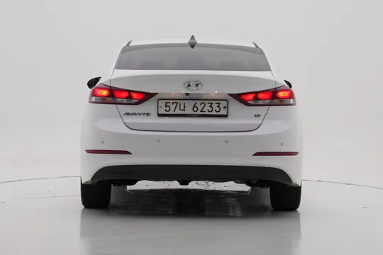 Hyundai Elantra (Avante)