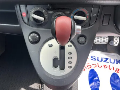 Subaru R1