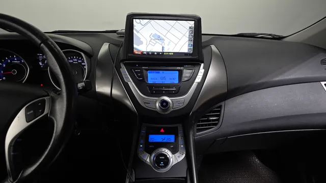 Hyundai Elantra (Avante)