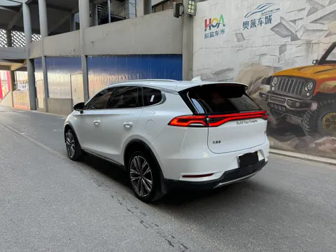 BYD Tang