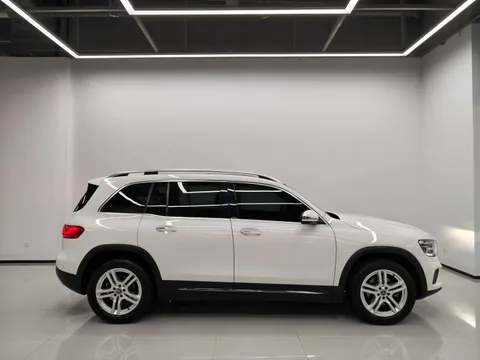 Mercedes-Benz Mercedes-Benz GLB